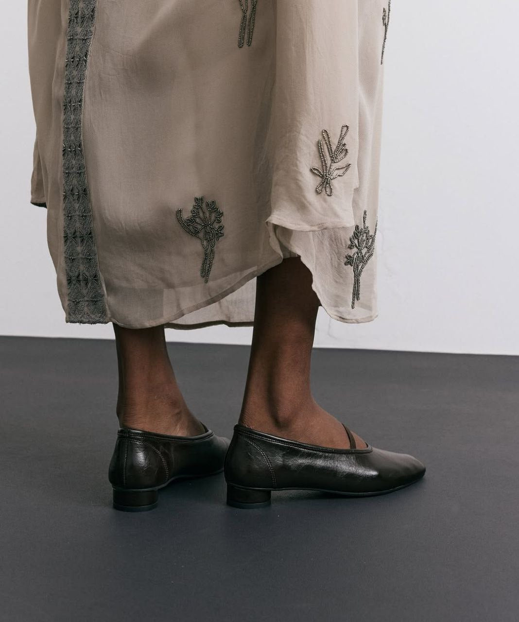 Soft leather kitten heel shoes (preorder)