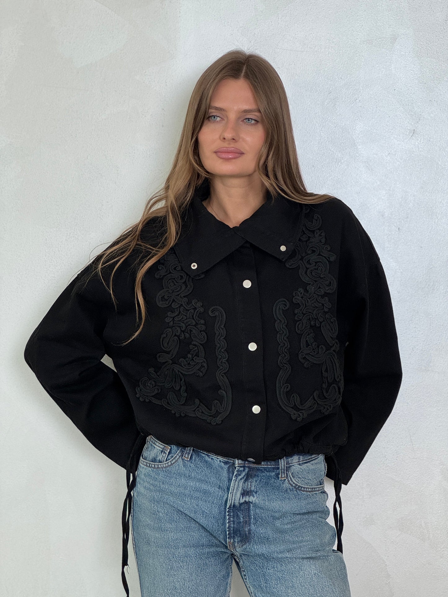 Black embroidery jacket - ROXO