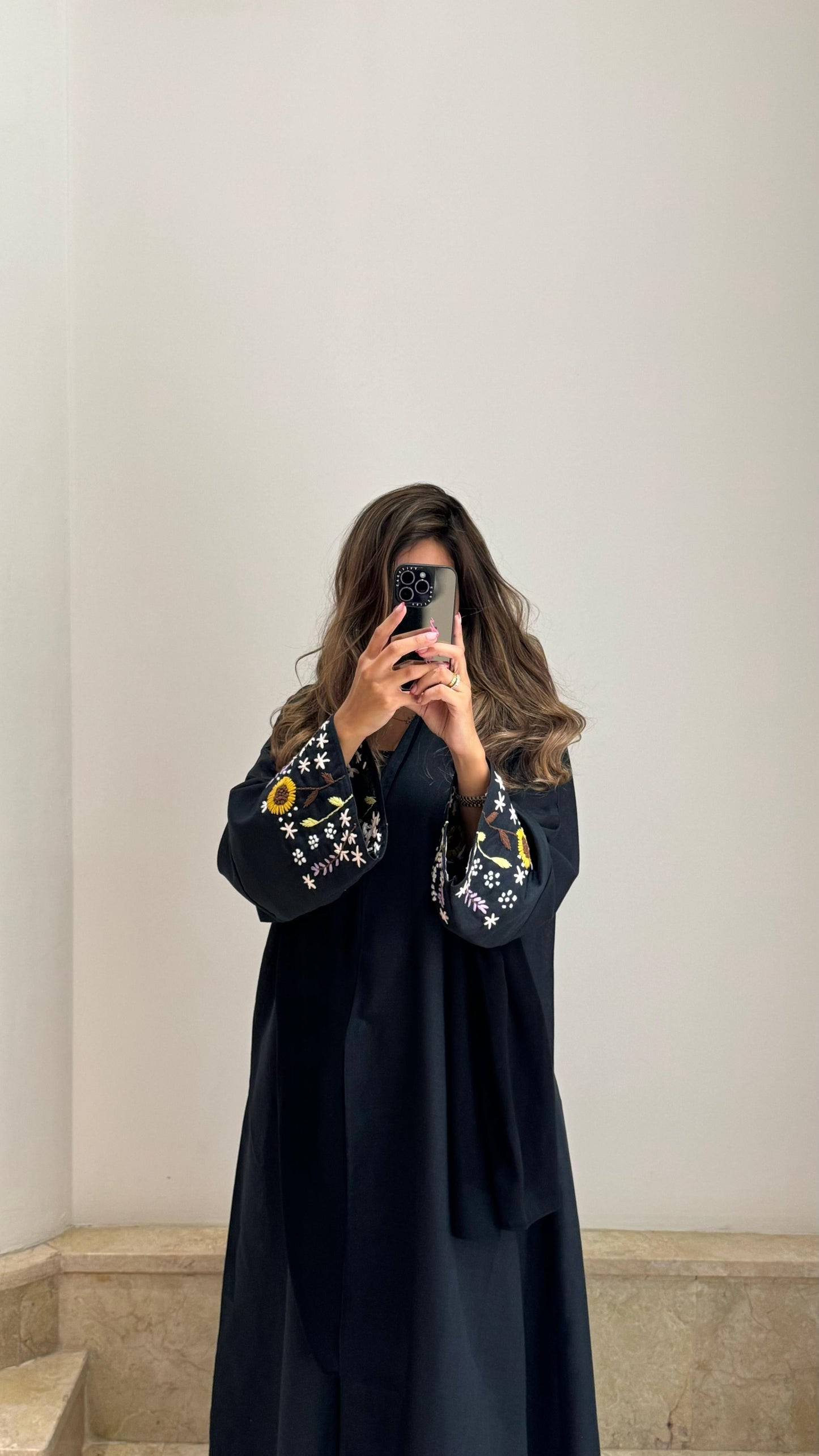 Demure Abaya in black π»πͺ»π· - ROXO