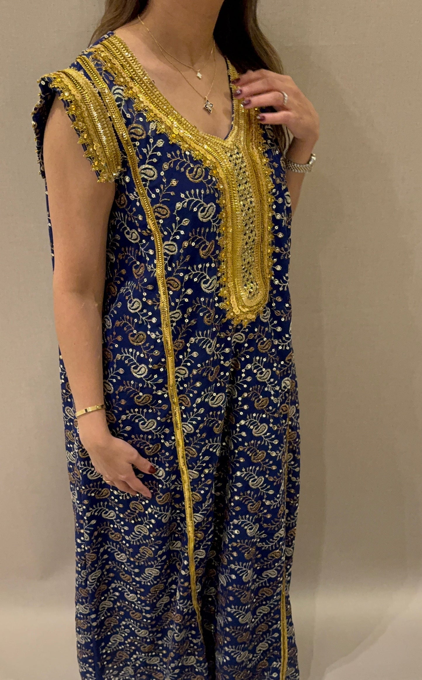 Indian design - ROXO