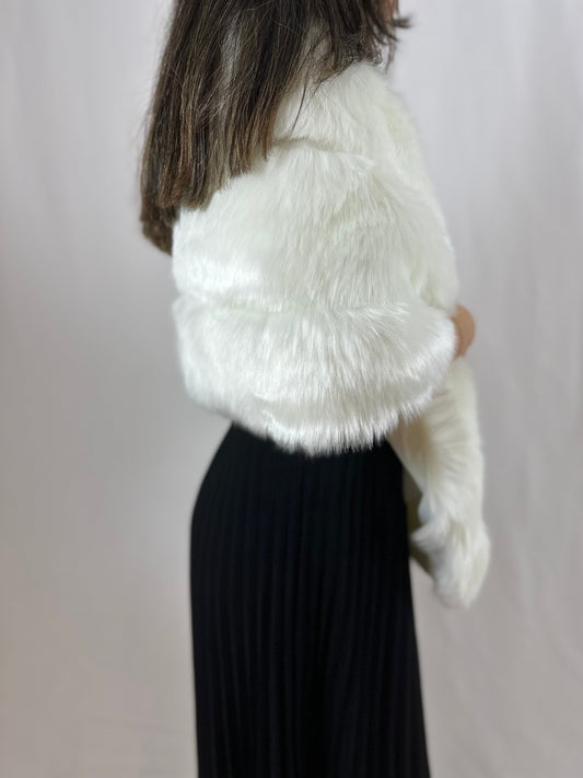 Cream fur shawl.