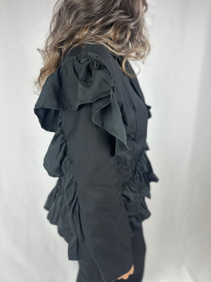 Black ruffles blazer