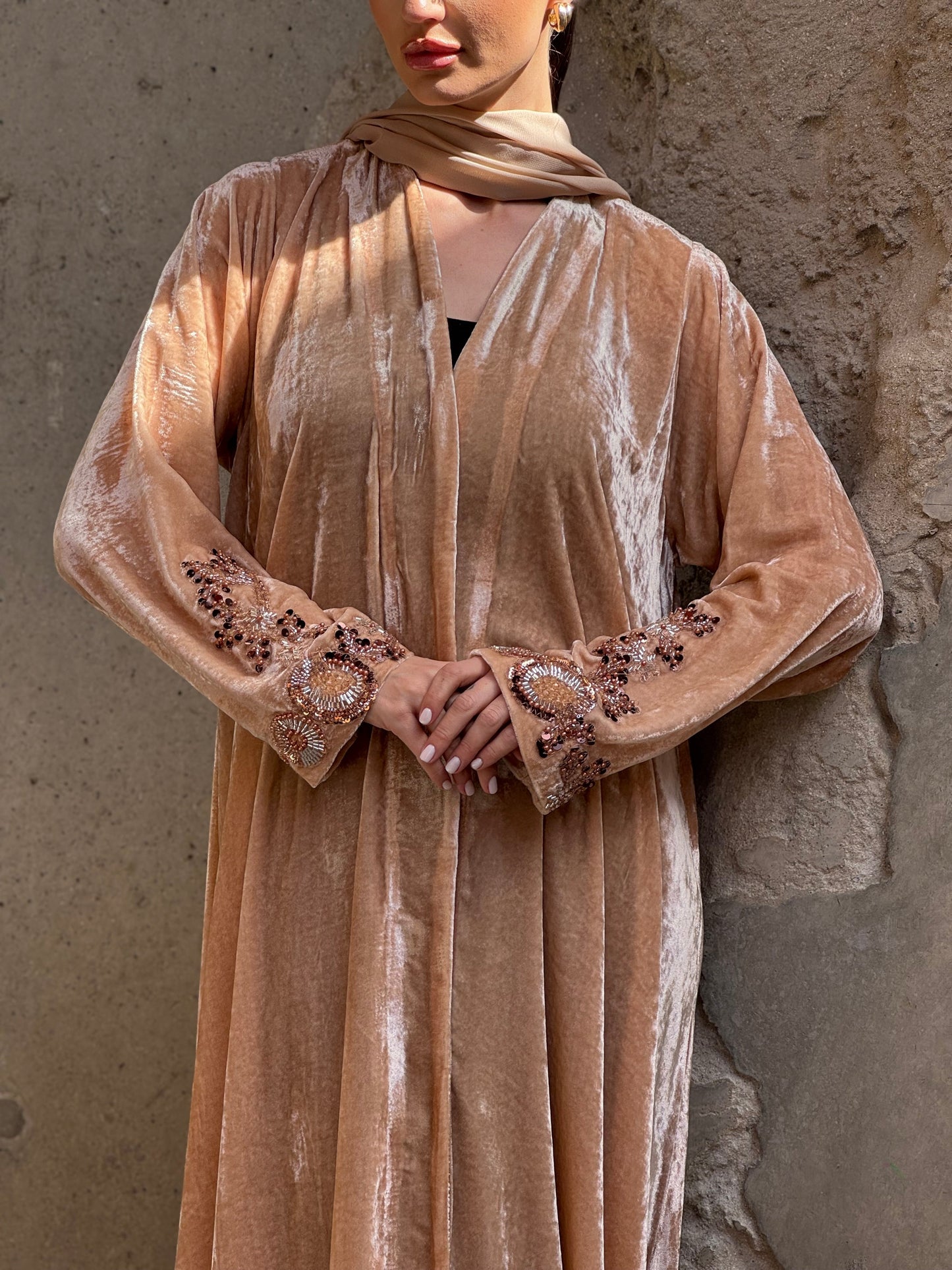 Beige French Velvet Embridery Abaya - ROXO