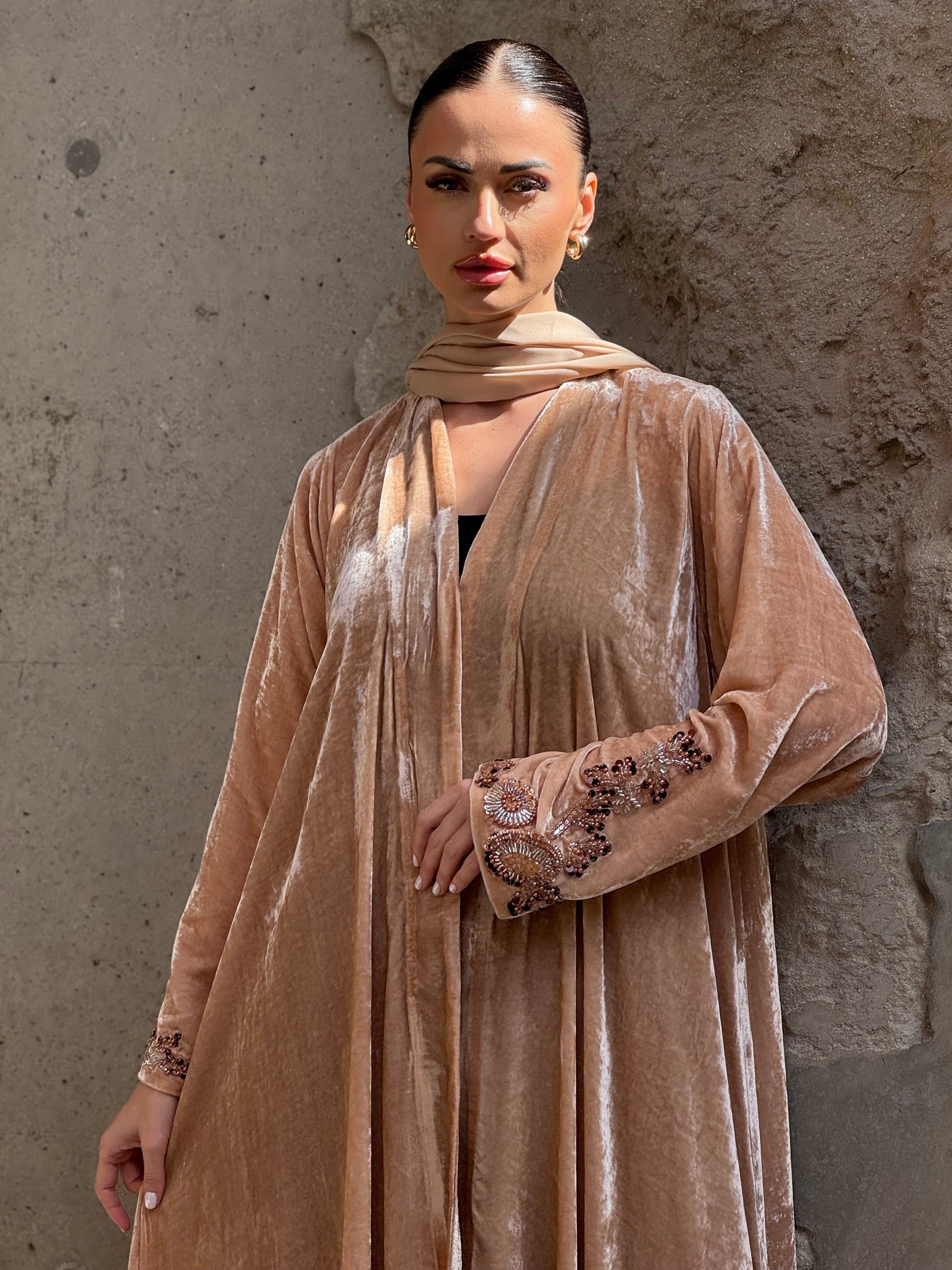 Beige French Velvet Embridery Abaya - ROXO