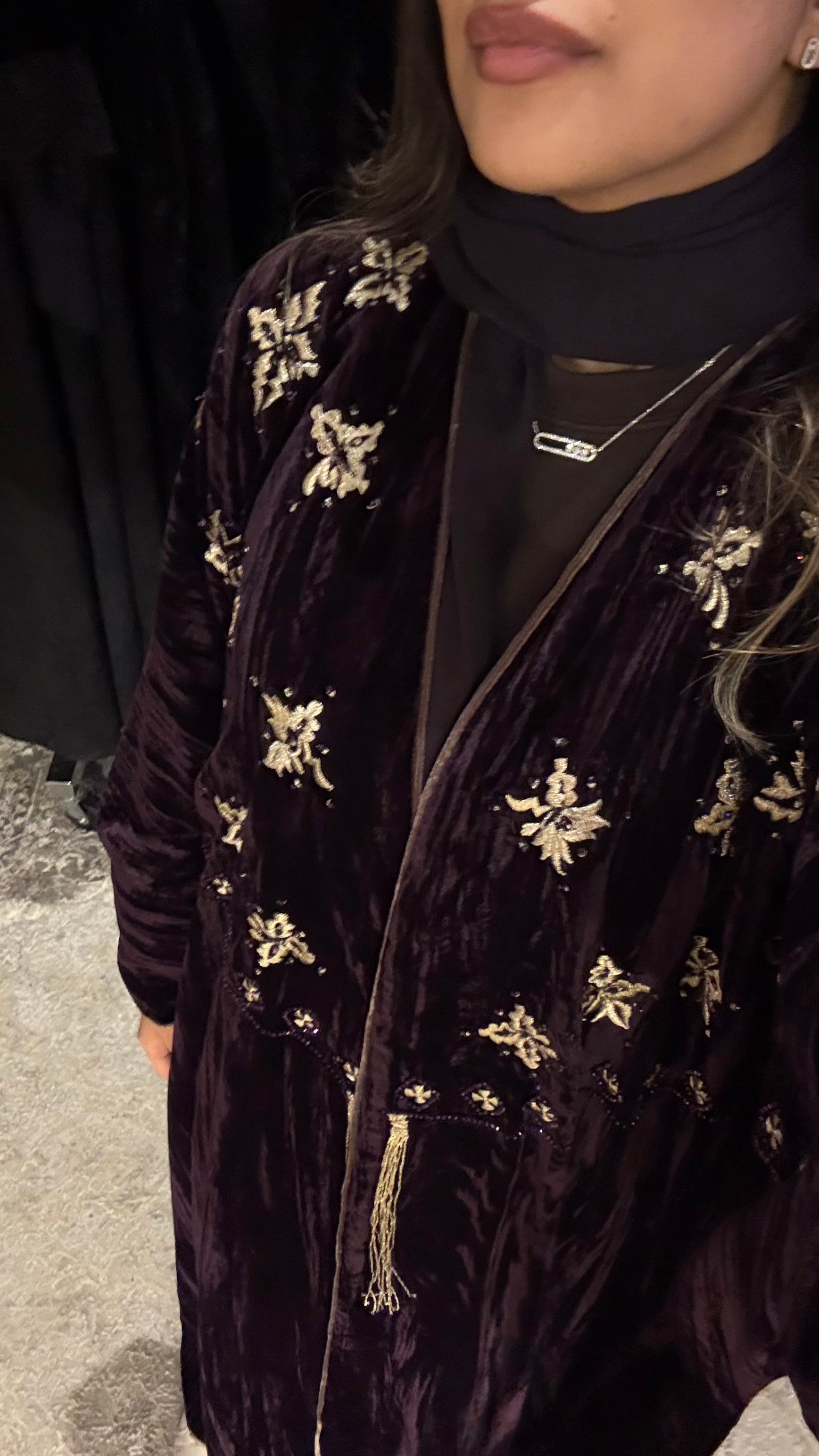 Burgandy Velvet Abaya - ROXO