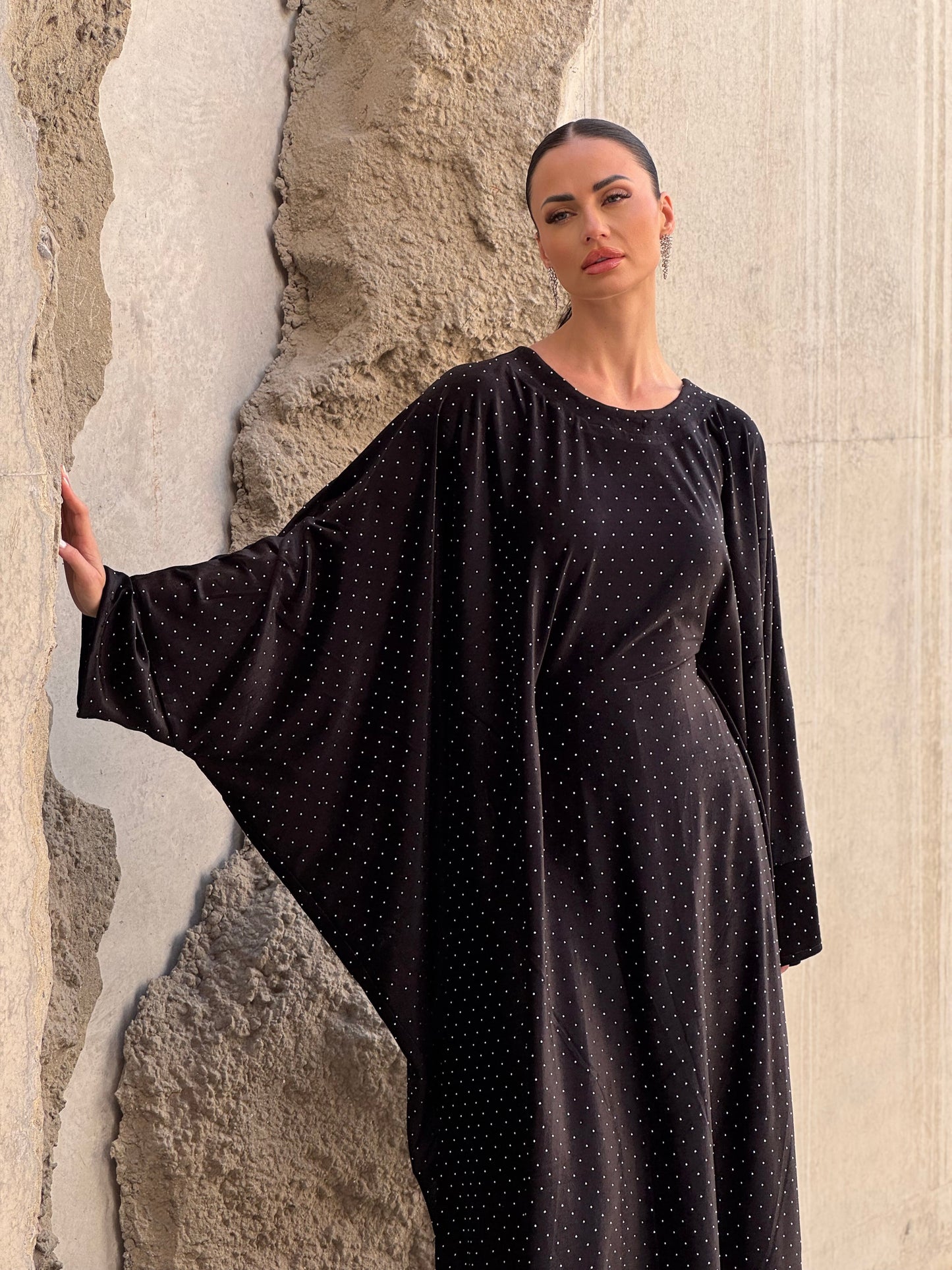 Crystals velvet kaftan in black - ROXO