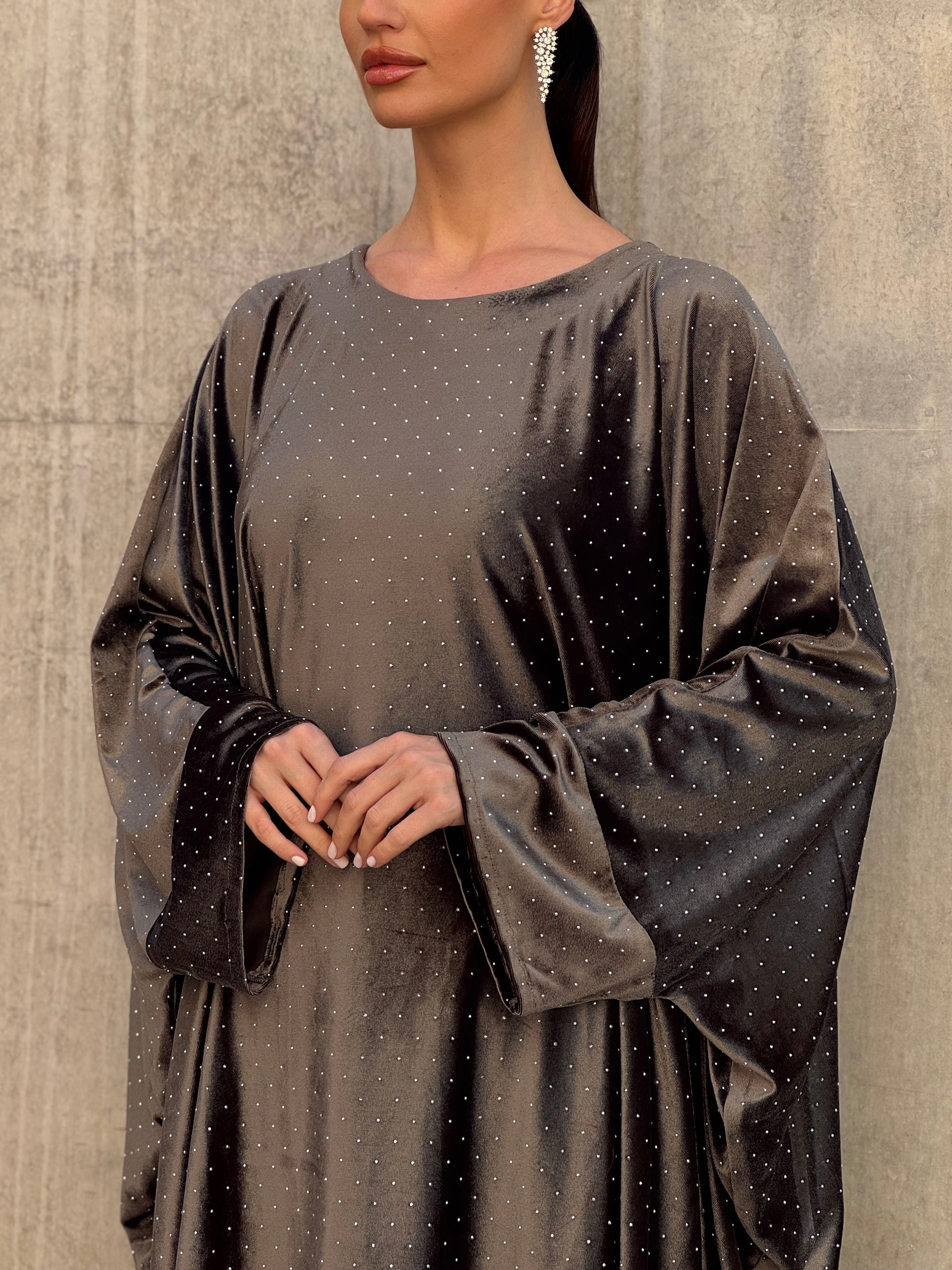 Crystals velvet kaftan in olive green - ROXO