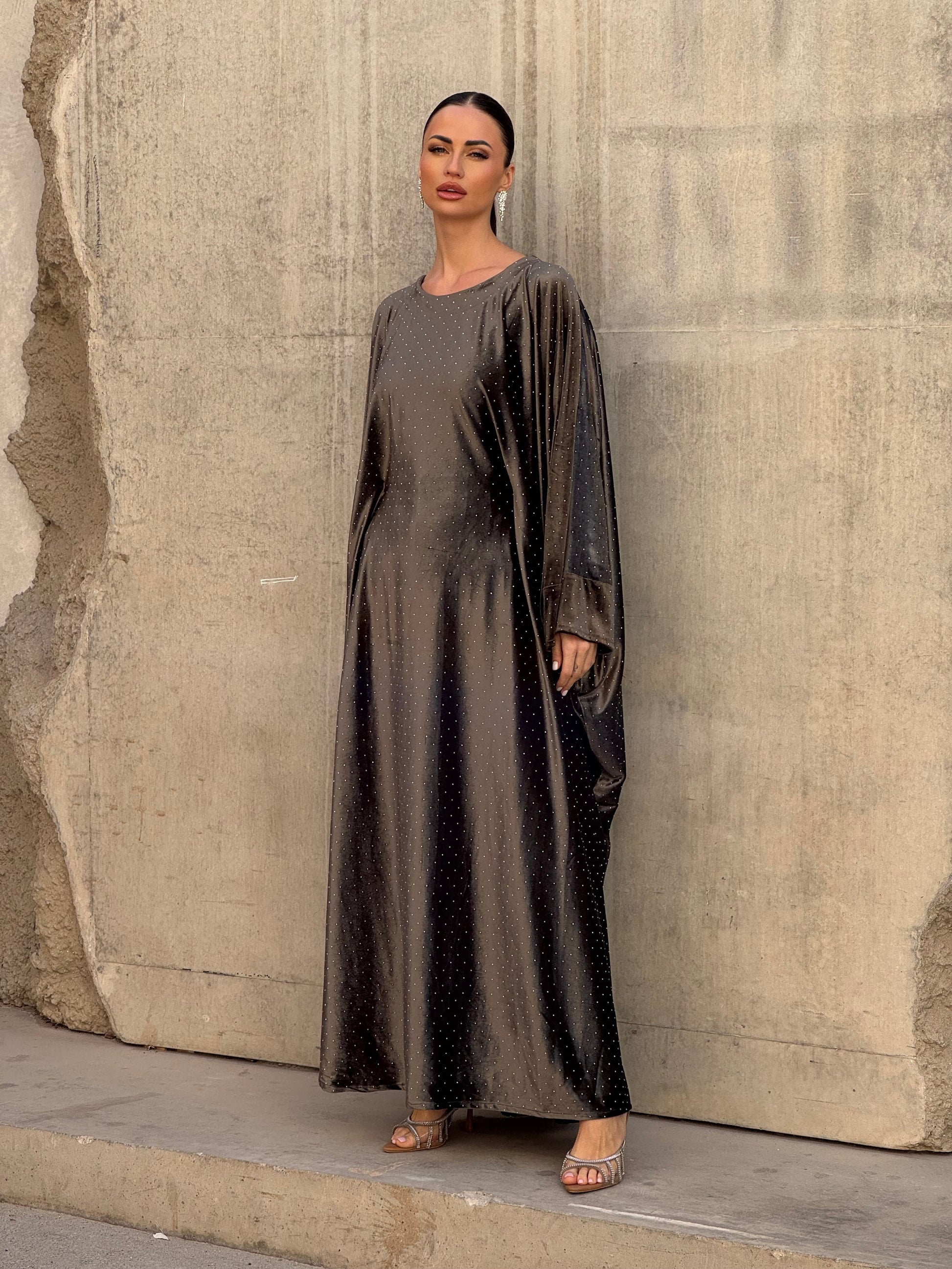 Crystals velvet kaftan in olive green - ROXO