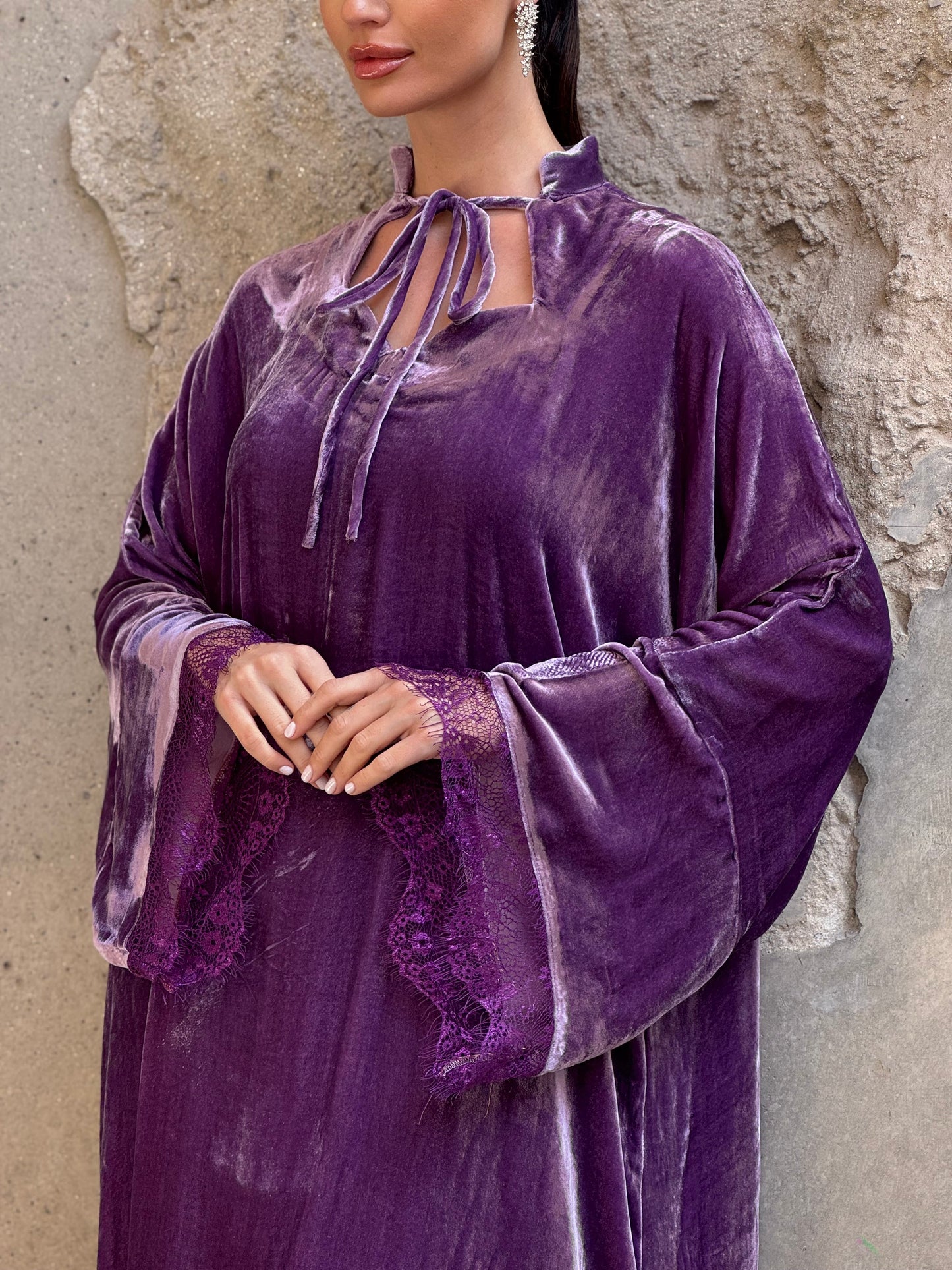 Dantel French Silk velvet kaftan in lilac color - ROXO