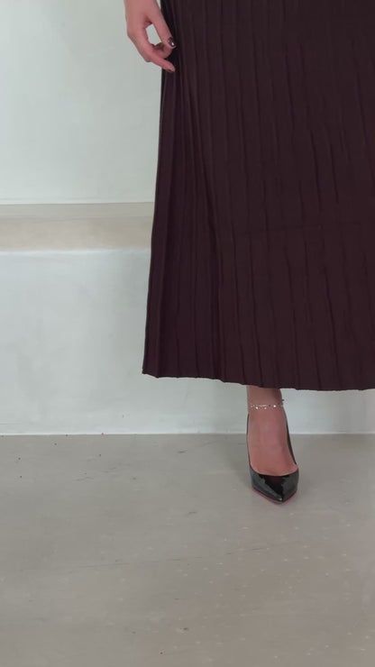 Brown Knit Pleated skirt