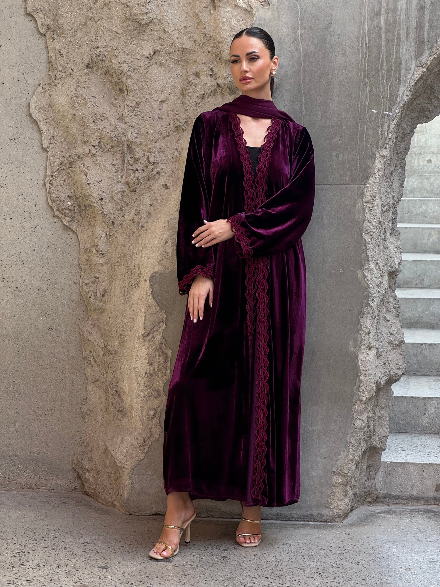 Purple Modern French Velvet Abaya - ROXO