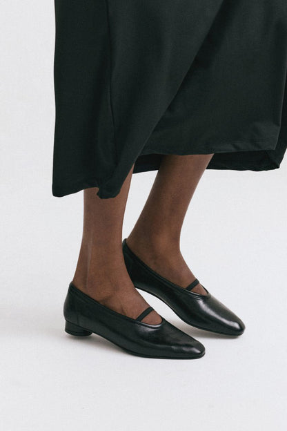 Soft leather kitten heel shoes.