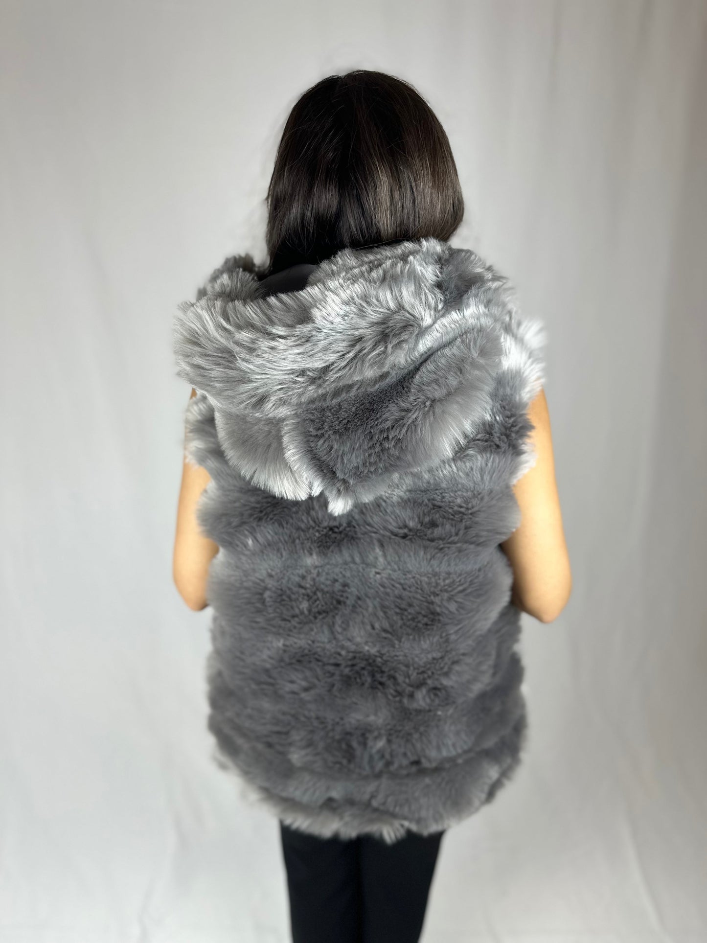 Grey faux fur hooded vest - Roxo